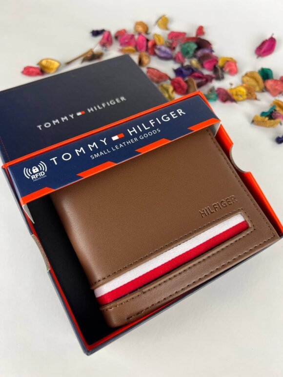Tommy Hilfiger Men's Wallet – Brown Genuine Leather - Image 3