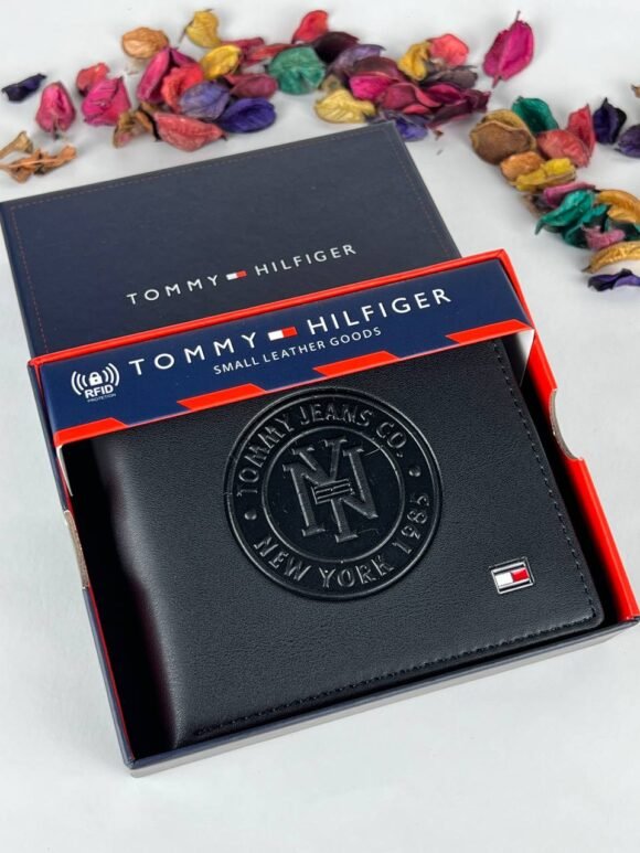 Tommy Hilfiger Men's Brown Genuine Leather Wallet – NY “New York 1985” Pattern - Image 3