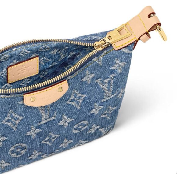 Louis Vuitton Hills Pochette - Image 3