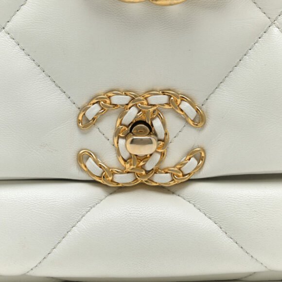 CHANEL 19 Handbag – Shiny Lambskin with Mixed Metal Hardware - Image 7