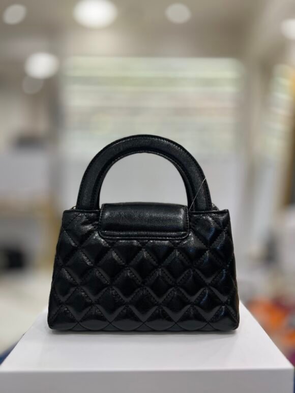 Chanel Nano Kelly Shopper – Vintage Shiny Quilted Calfskin - Image 3